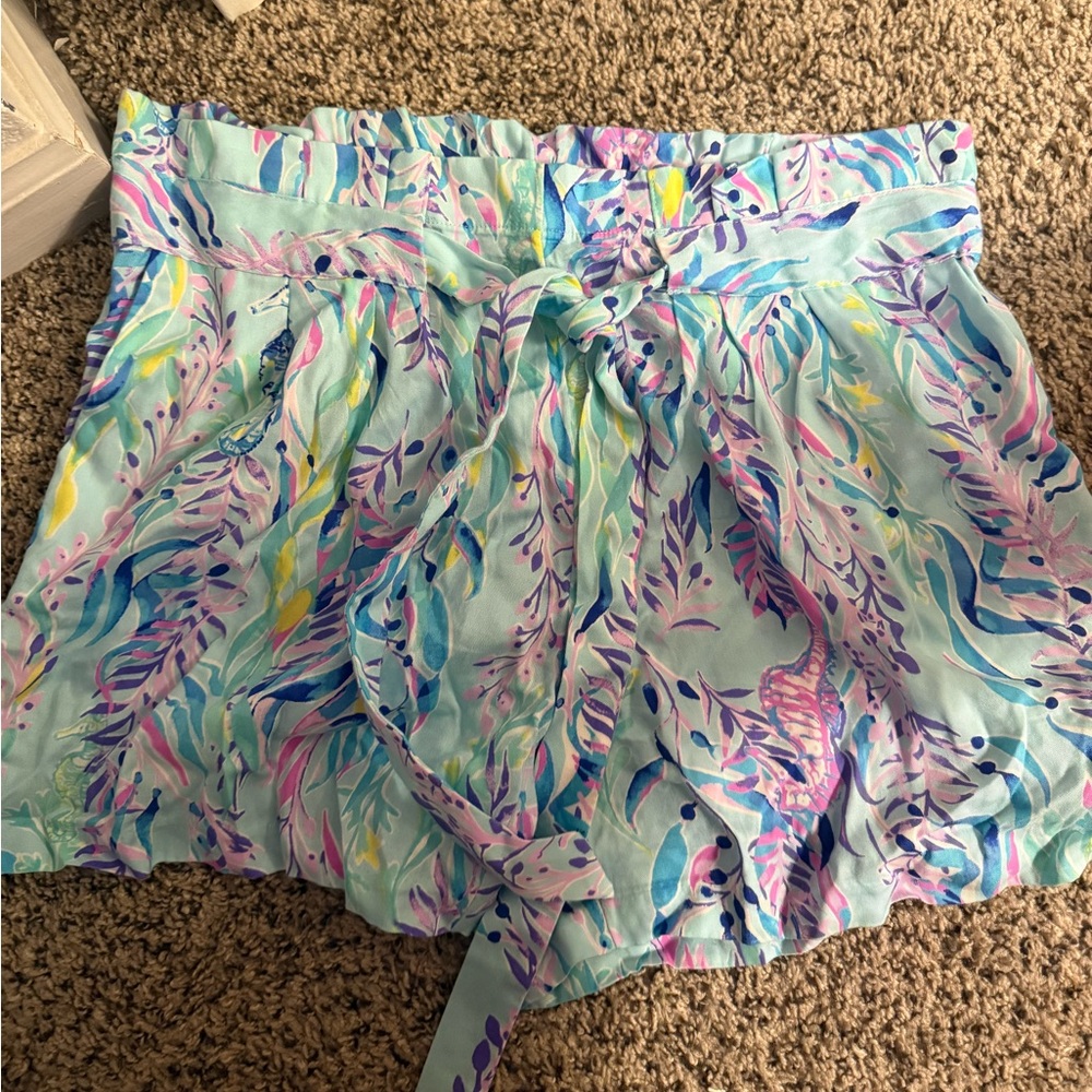 Lilly Pulitzer kaylene short size 8